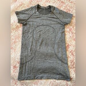 Gray Lululemon Swiftly Tech